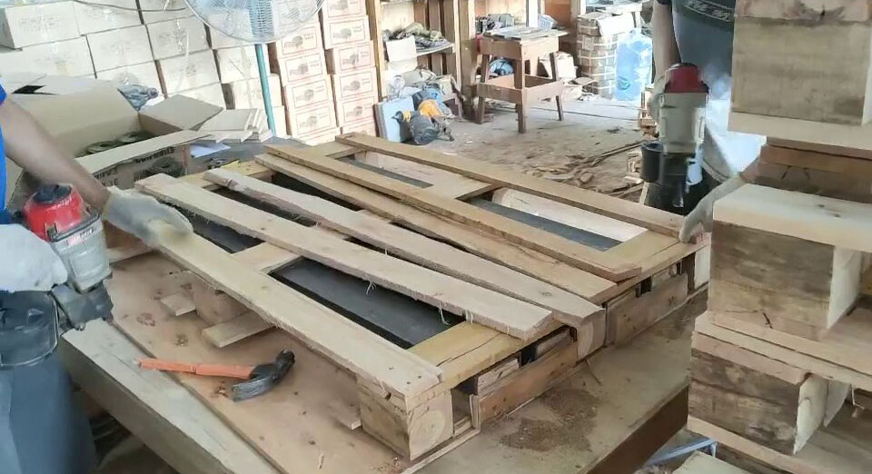 多年木卡板生產(chǎn)經(jīng)驗(yàn)